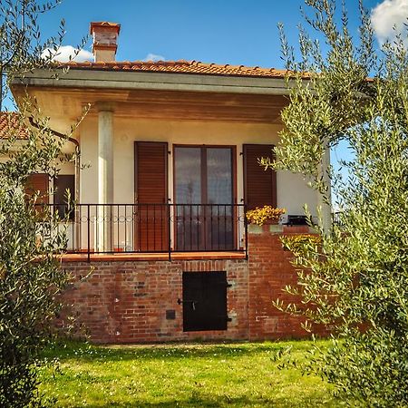 La Casina Del Canneto 佩尔吉内-瓦尔达诺 外观 照片