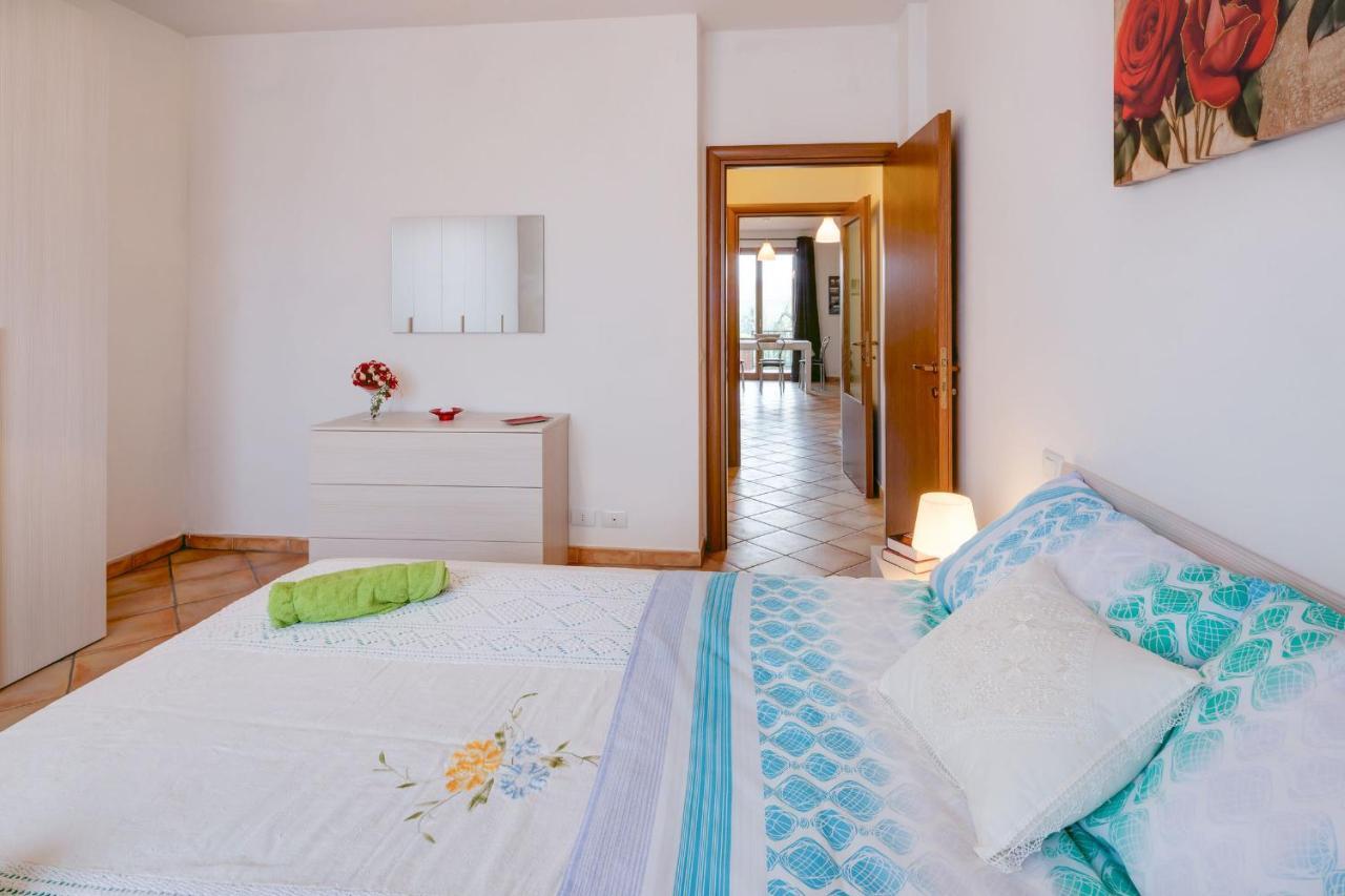 La Casina Del Canneto 佩尔吉内-瓦尔达诺 客房 照片